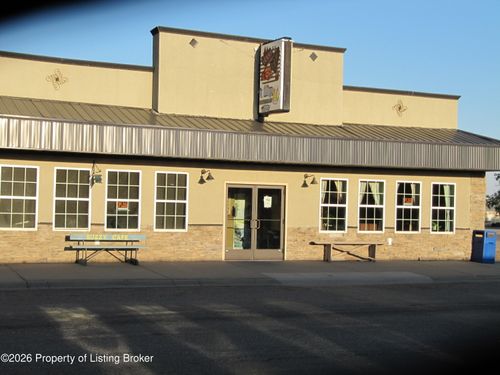 27 S Central Ave, Beach, ND, 58621 | Card Image