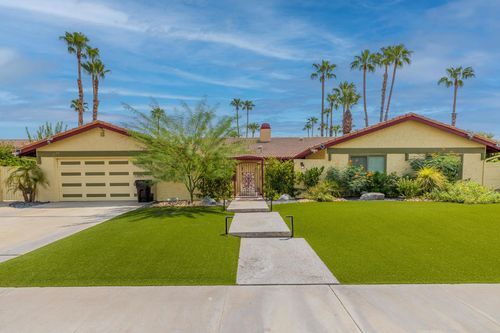 1376 S Compadre Rd, Palm Springs, CA, 92264-8716 | Card Image
