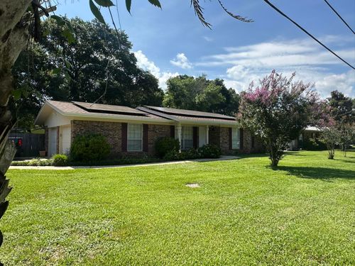 705 Powell Dr Ne, Fort Walton Beach, FL, 32547-1716 | Card Image