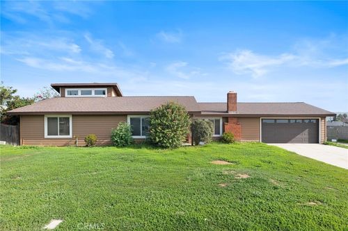 4496 Shetland Ln, Jurupa Valley, CA, 92509-3123 | Card Image