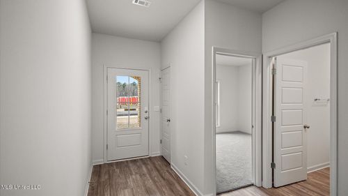 723 Honeysuckle Loop, Canton, MS, 39046-4518 | Card Image