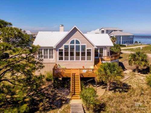 535 Barcelona Dr, Dauphin Island, AL, 36528-4610 | Card Image