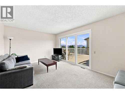106-643 Mcbeth Pl, Kamloops, BC, V2C5V9 | Card Image