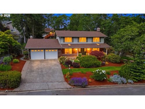 4032 Normandy Way, Eugene, OR, 97405 | Card Image