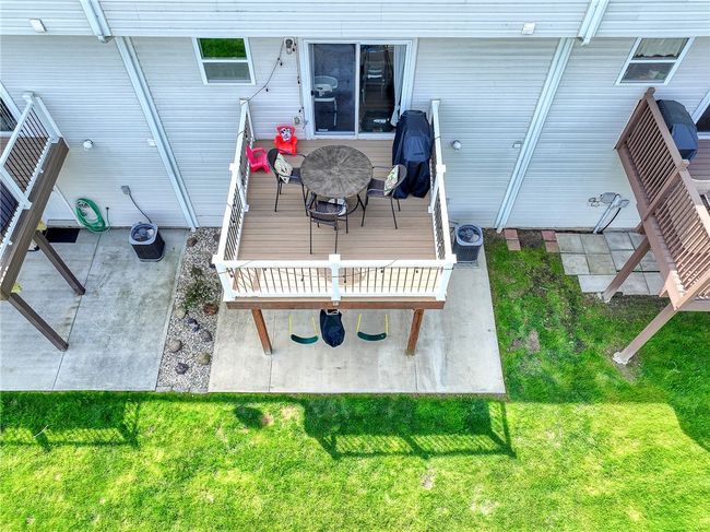 102 Cole Ct, Townhouse with 3 bedrooms, 3 bathrooms and 2 parking in Harmony PA | Image 10