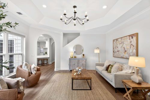 630 Springlake Dr, Franklin, TN, 37064-4747 | Card Image