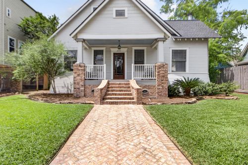 2009 Arlington St, Houston, TX, 77008-2611 | Card Image