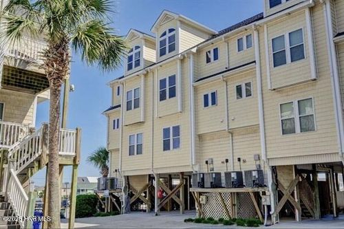 104-104 Summer Winds Pl, Surf City, NC, 28445-9418 | Card Image