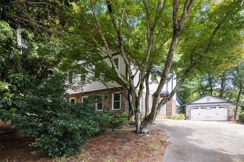 4989 Kings Wood Dr Ne, Roswell, GA, 30075-4010 | Card Image
