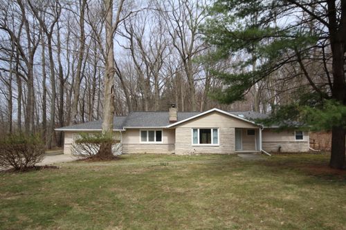 9009 E Main Street, Galesburg, MI, 49053 | Card Image