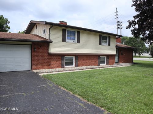 100 Northcliff Dr, Findlay, OH, 45840-4141 | Card Image