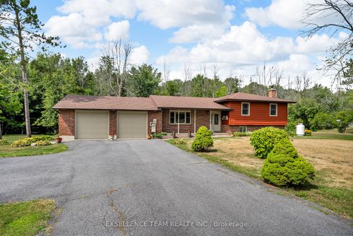 18537 Glen Rd, Williamstown, ON, K0C2J0 | Card Image