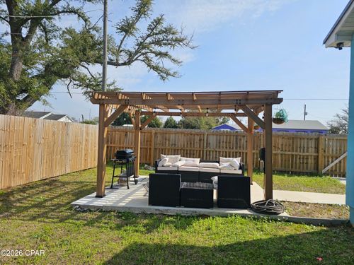 1409 E 6th Ct, Panama City, FL, 32401-4326 | Card Image
