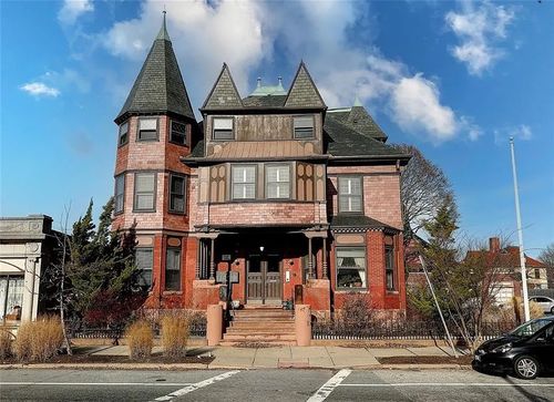 1c-1447 Westminster St, Providence, RI, 02909-1661 | Card Image