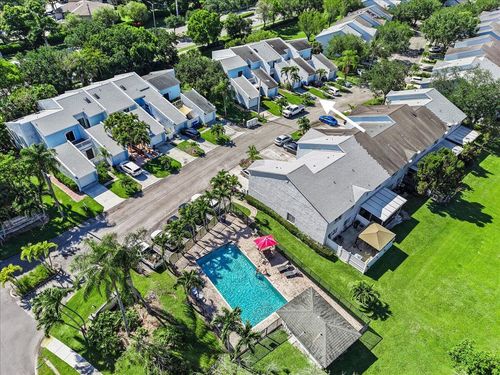 115 Fairway Ln, Royal Palm Beach, FL, 33411-1215 | Card Image