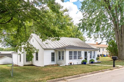 718 Walnut St, Lewisburg, OH, 45338-9707 | Card Image