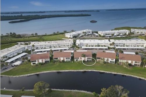 4868 Independence Dr, BRADENTON, FL, 34210-1940 | Card Image