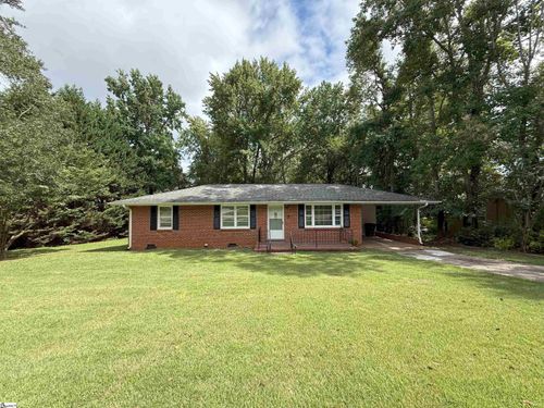 7 Elf Ln, Greenville, SC, 29617-1331 | Card Image
