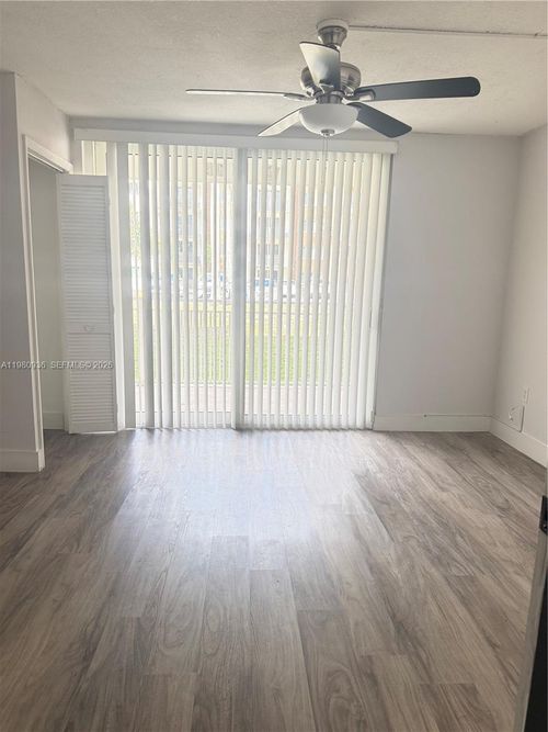 apt-109-6930 Nw 186th St, Hialeah, FL, 33015-3227 | Card Image