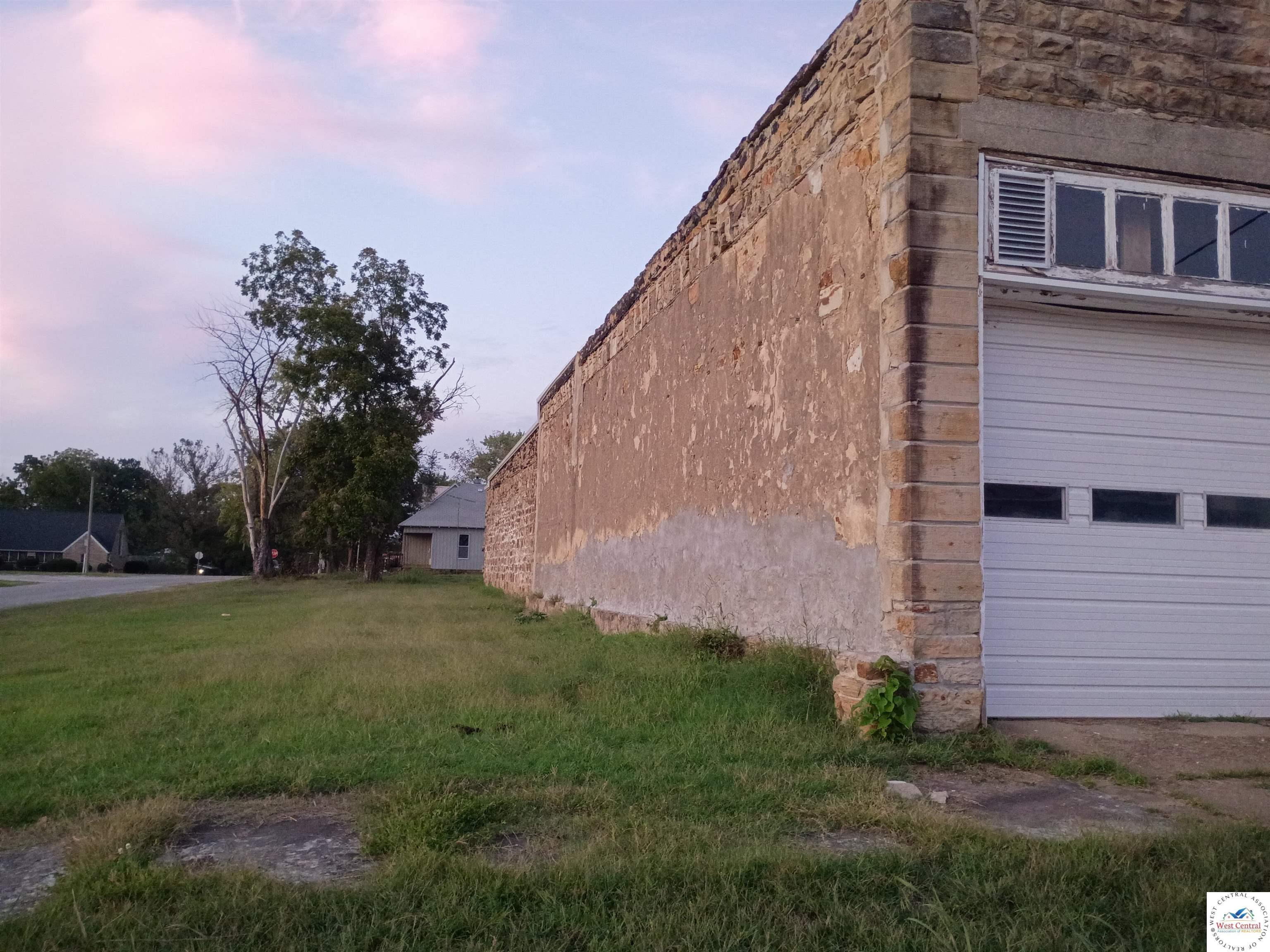 Residential in El Dorado Springs 5