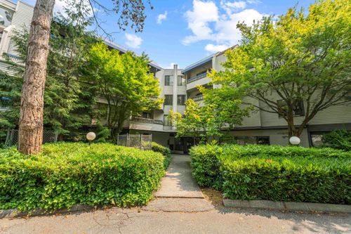 302-5800 Cooney Rd, Richmond, BC, V6X3A8 | Card Image