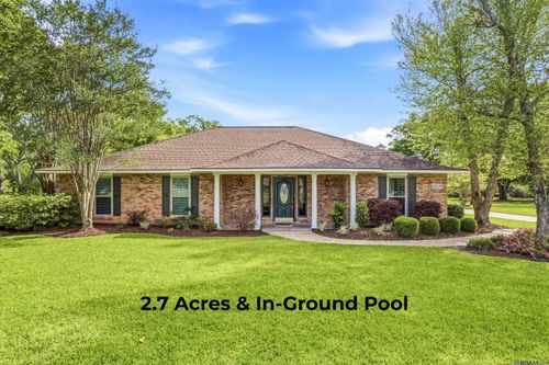 42136 Jamie Rd, Prairieville, LA, 70769-6213 | Card Image