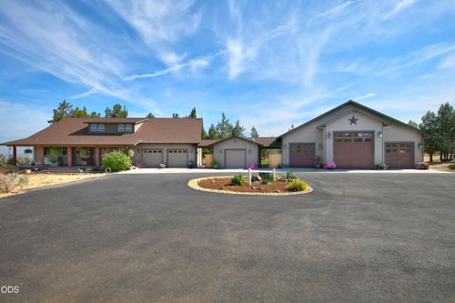 6501 Sw Joshua Ct, Powell Butte, OR, 97753-1664 | Card Image