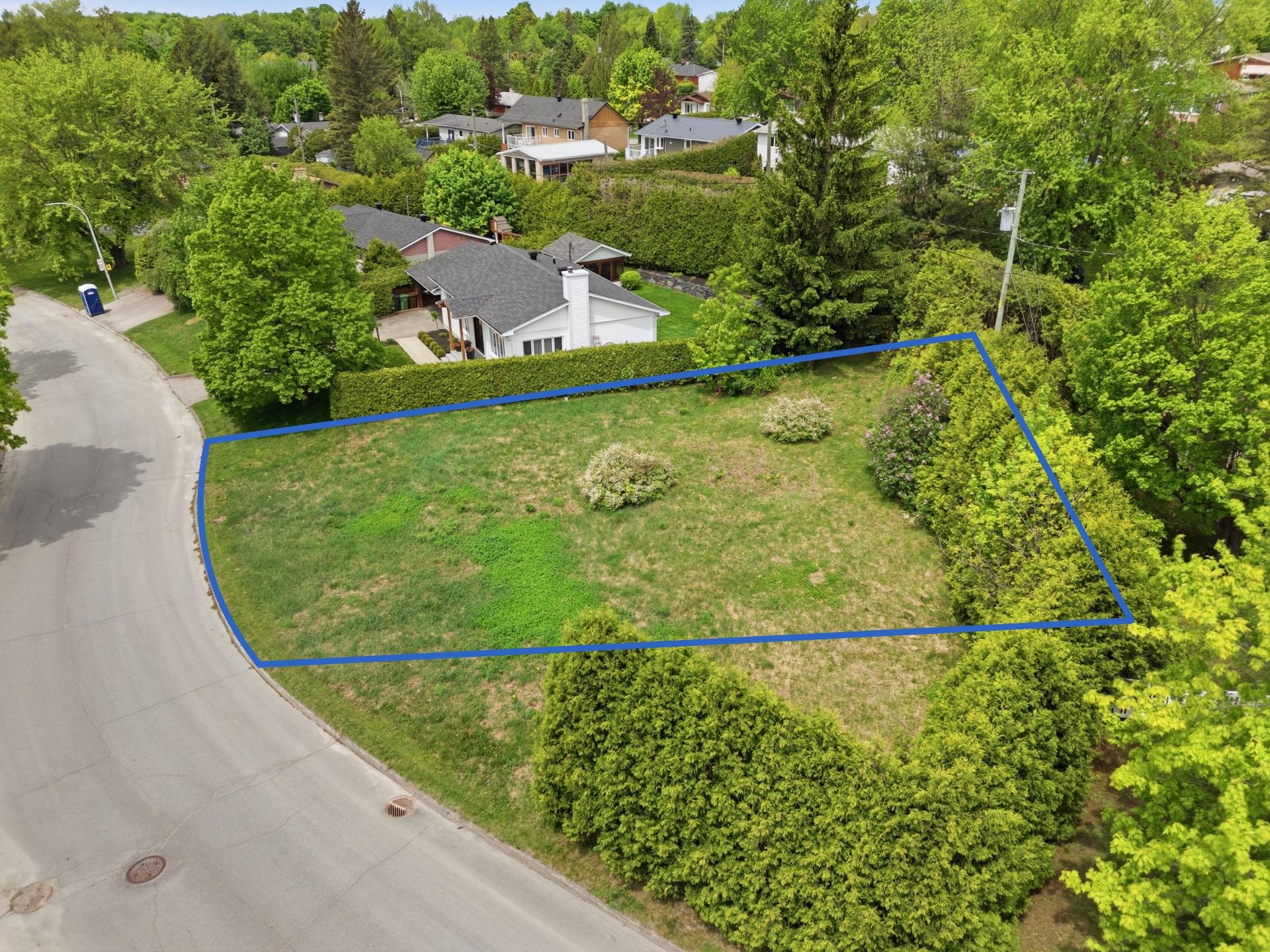 Land in Sherbrooke (Fleurimont) 2