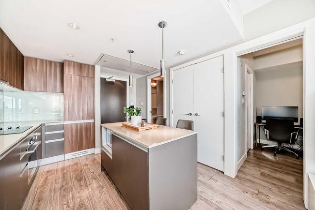 2103 - 1122 3 St Se, Condo with 1 bedrooms, 1 bathrooms and null parking in Calgary AB | Image 6