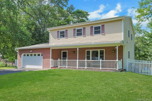 10 Pepperill Ct, New City, NY, 10956-4918 | Card Image