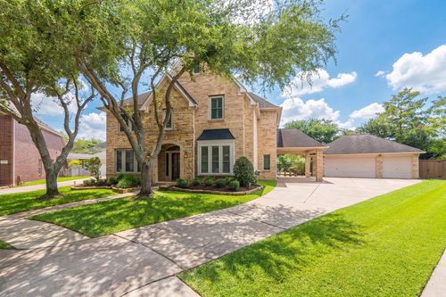 13222 Dusty Grove Ln, Sugar Land, TX, 77498-7424 | Card Image