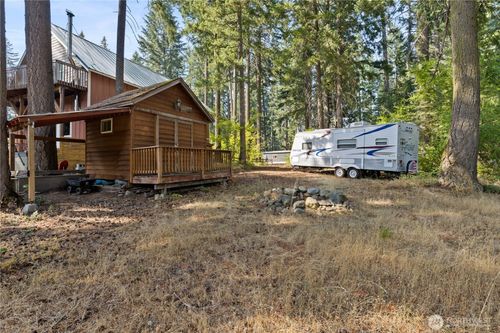 1201 Oakmont Dr, Cle Elum, WA, 98922-9312 | Card Image