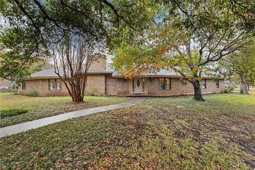 297 Leafy Hollow Lane, McGregor, TX, 76657 | Card Image