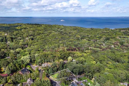 3 Chapel Ln, East Hampton, NY, 11937-3111 | Card Image