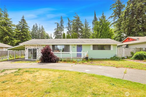 310 Scotland Dr, Camano Island, WA, 98282-8739 | Card Image