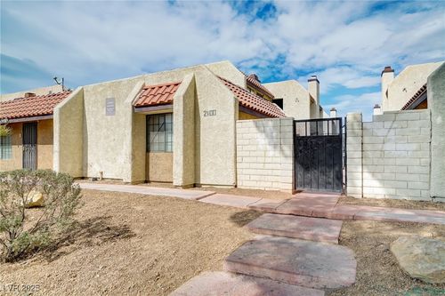 apt-b-2100 Venus St, North Las Vegas, NV, 89030-8173 | Card Image