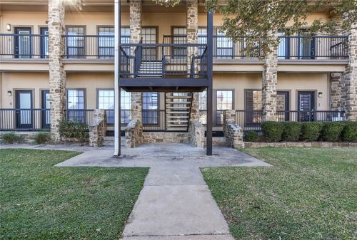 ste-j5-13740 N Highway 183, Austin, TX, 78750-1832 | Card Image