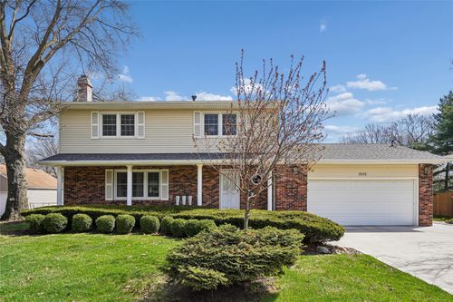 3515 Truber Pl, Des Moines, IA, 50315-2861 | Card Image