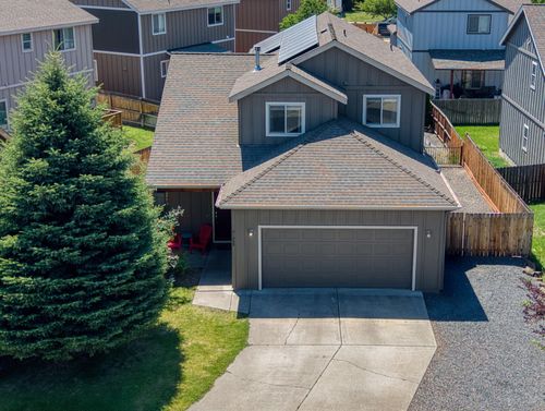 21323 Oconnor Way, Bend, OR, 97701-7163 | Card Image