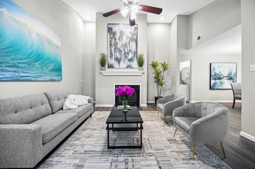 108-218 N Beacon St, Dallas, TX, 75214-4837 | Card Image