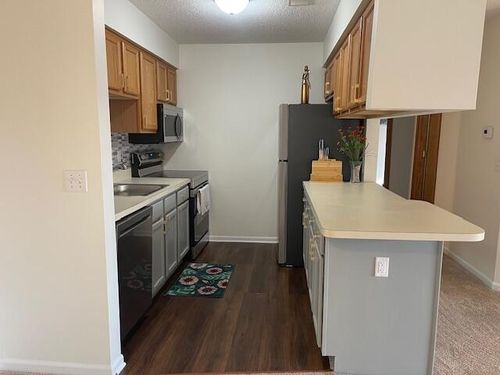 unit-8-2536 Eagles Cir, Ypsilanti, MI, 48197-1574 | Card Image