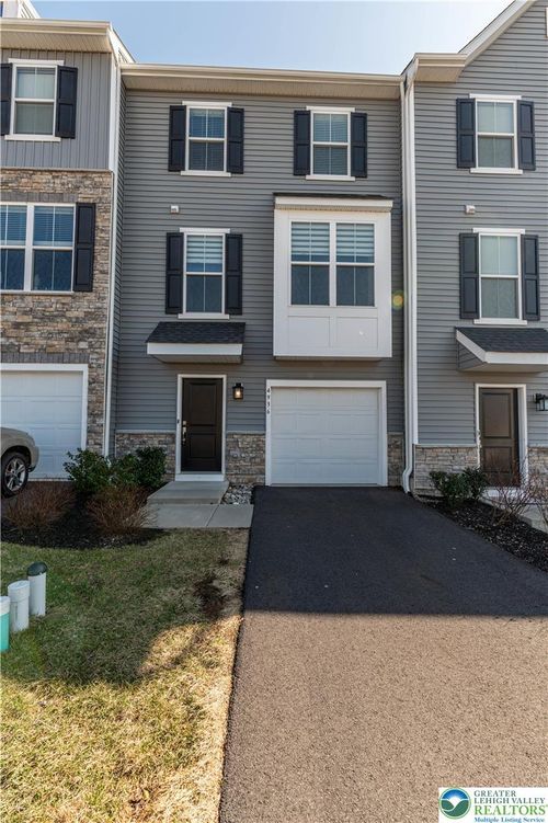 4936 Brookside Ct, COOPERSBURG, PA, 18036-8729 | Card Image