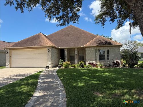 218 W Haven, Victoria, TX, 77904-3862 | Card Image