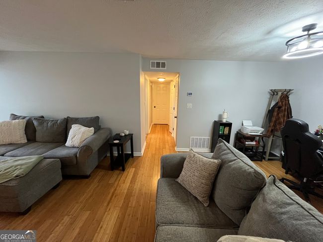 2115 Canyon Point Cir, Condo with 2 bedrooms, 2 bathrooms and null parking in Roswell GA | Image 8