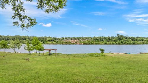 3725 Lakeview Dr, Cottonwood Shores, TX, 78657-9462 | Card Image