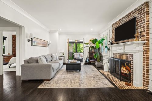 198 Kenner Ave, Nashville, TN, 37205-2219 | Card Image