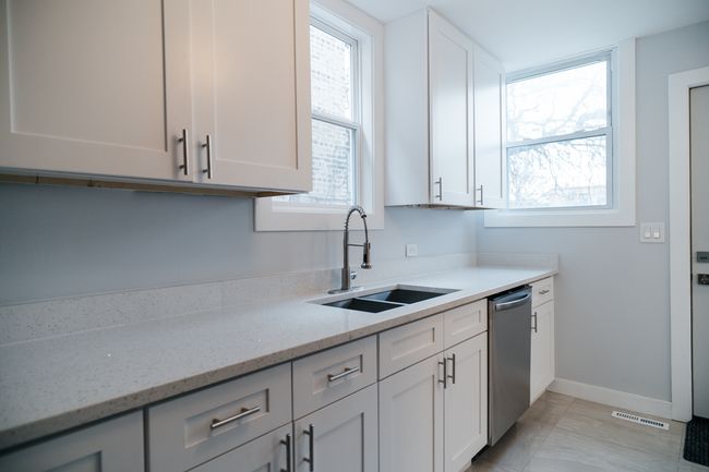 41 N Lotus Ave, House other with 5 bedrooms, 2 bathrooms and 4 parking in CHICAGO IL | Image 19
