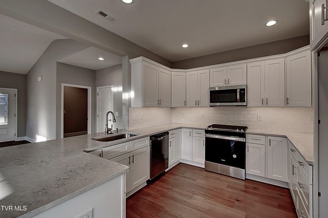 267 Ruby Rose Rdg, House other with 3 bedrooms, 2 bathrooms and null parking in Jonesborough TN | Image 12