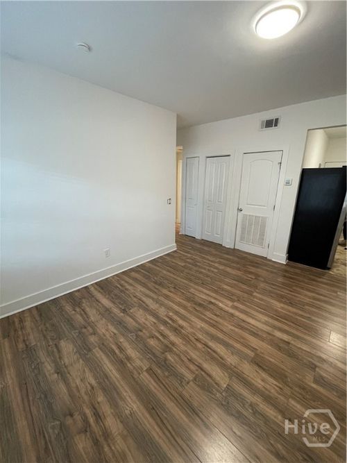 506 E Liberty St, savannah, GA, 31401-4669 | Card Image