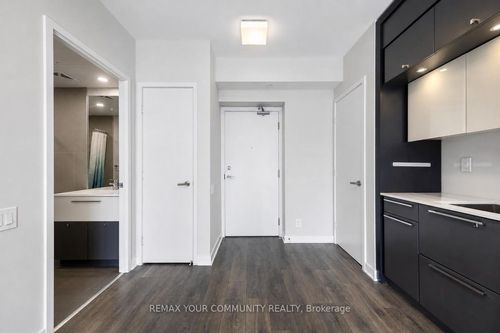 2711-15 Grenville St, Toronto, ON, M4Y0B9 | Card Image